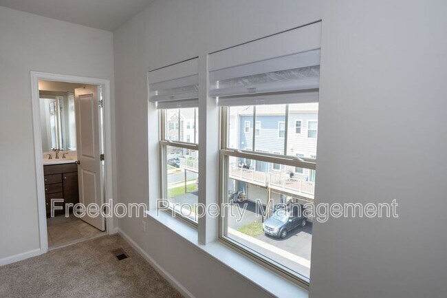 Building Photo - 9365 Barnes Lp