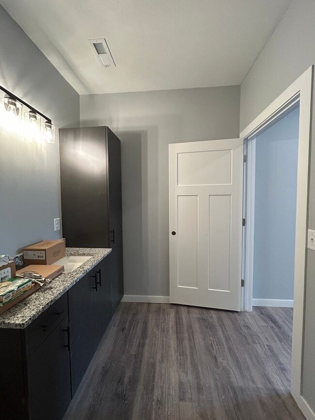 Building Photo - Mile High Investments (2724 Silver St.)