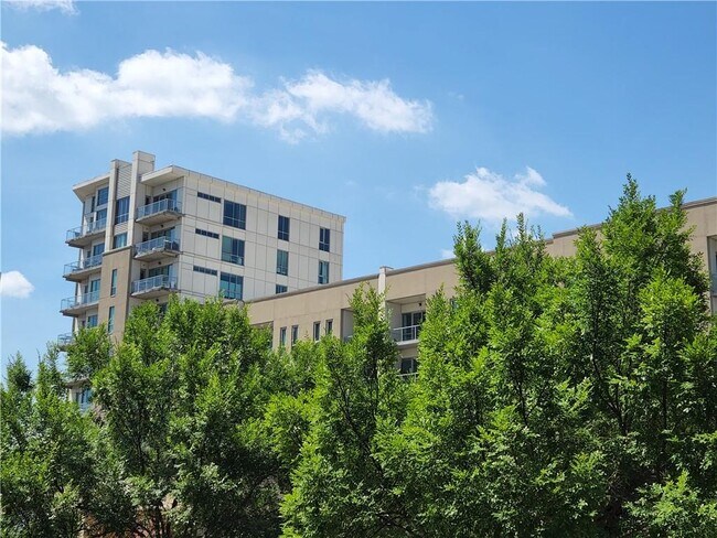 Building Photo - 1100 Howell Mill Rd NW
