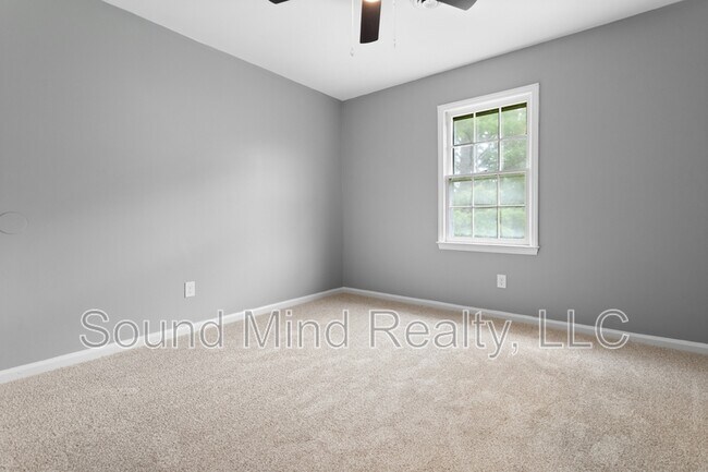 Building Photo - 1403 Sportsman Trail