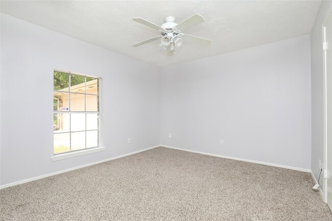 Building Photo - 2703 Heritage Colony Dr