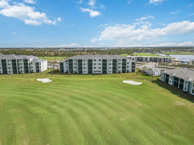Building Photo - Wellen Golf and Country Club with Resort l...