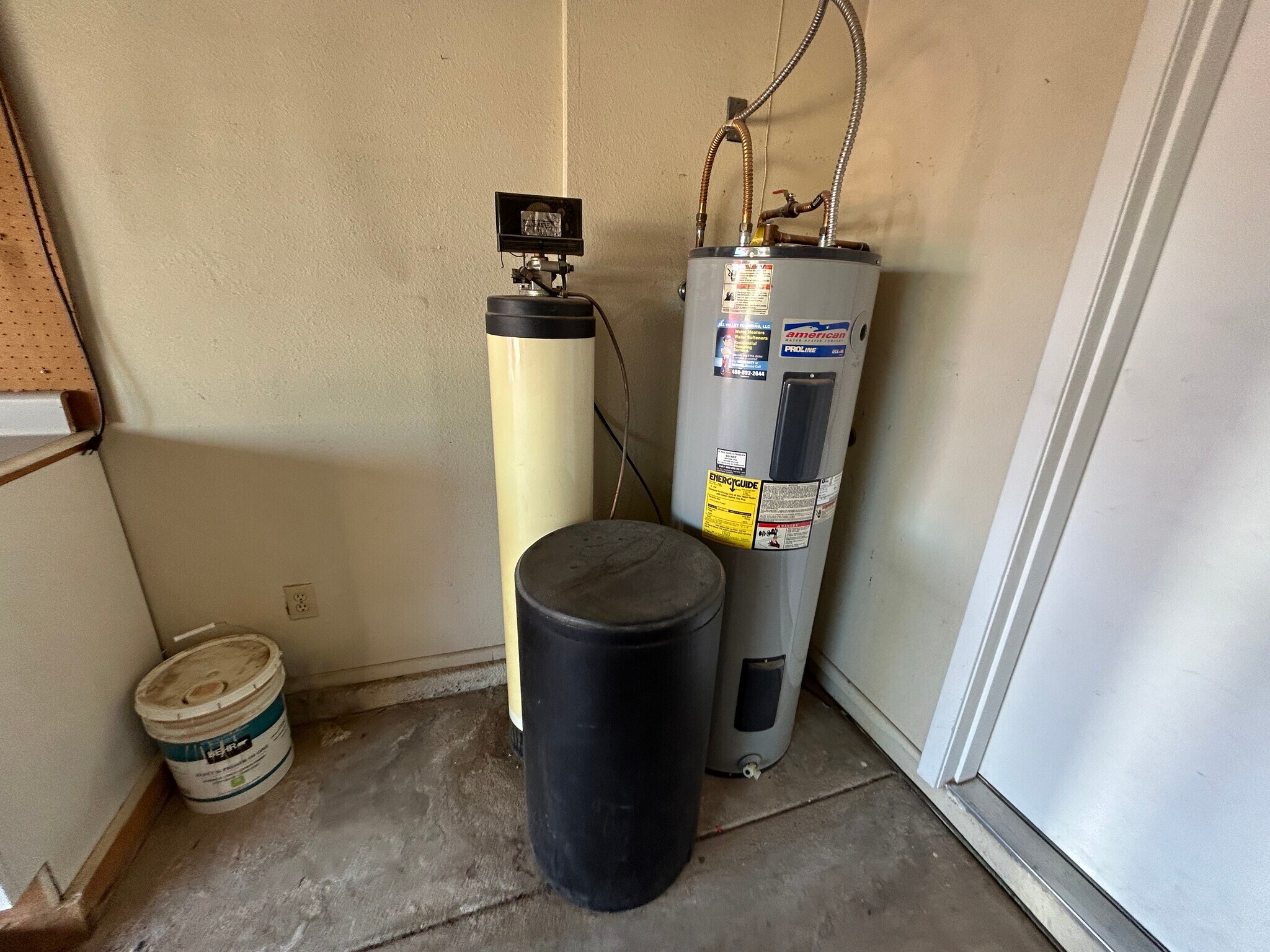 Building Photo - 12138 S Tomi Dr