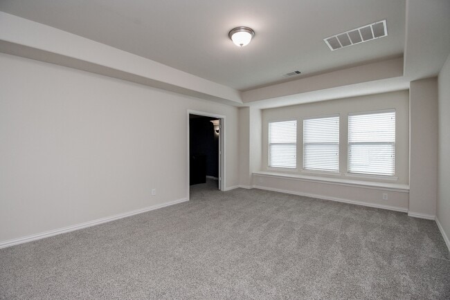 Building Photo - 27231 Symphony Creek Ln