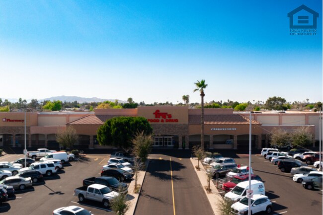 Building Photo - 2727 N Price Rd