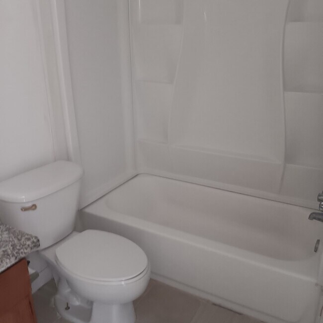 Building Photo - 14114 Old Village Ln