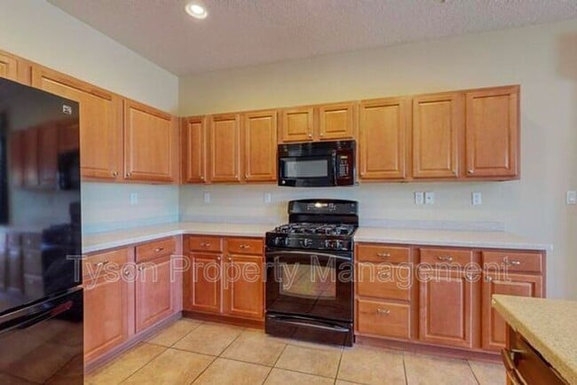 Building Photo - 10432 Savoy Dr NW