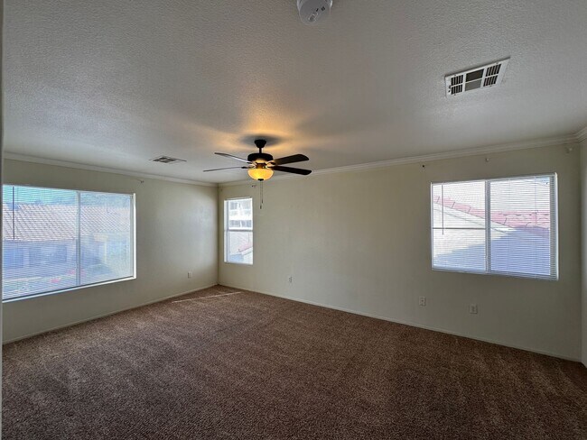 Building Photo - PECCOLE RANCH