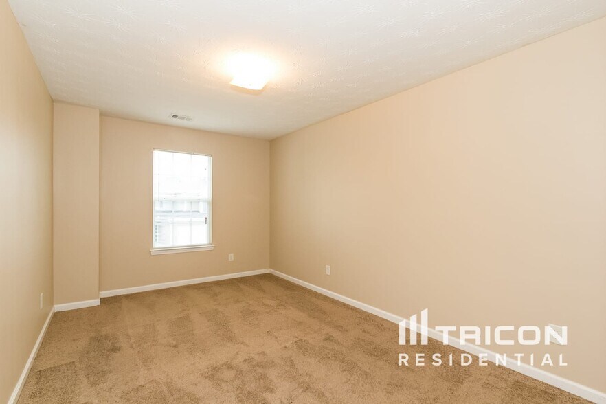 Building Photo - 229 Rankin Cir