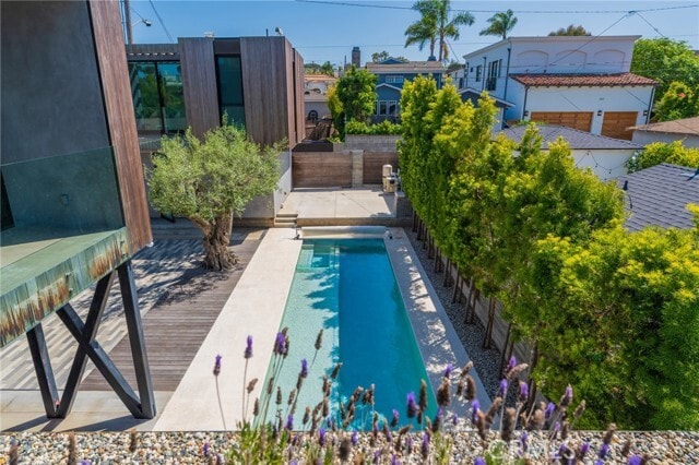 Building Photo - 762 Rosecrans Ave