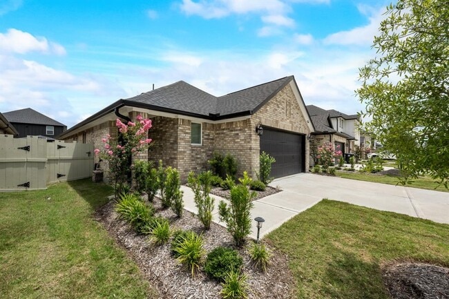 Building Photo - 9611 Blue Water Hyssop