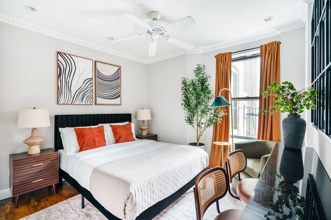 Building Photo - 234 Mott St