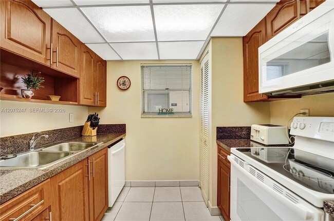 Building Photo - 201 178th Dr