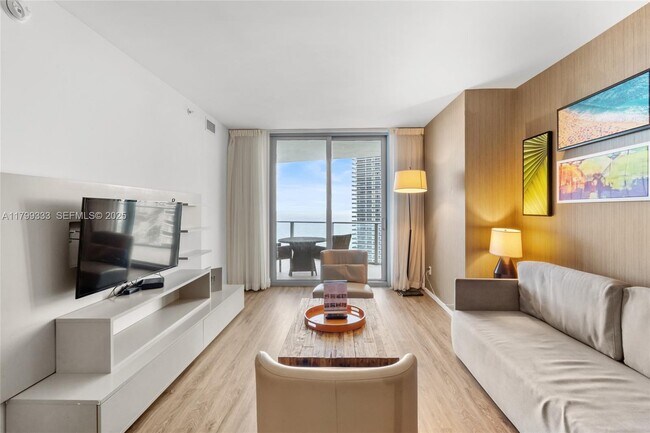 Building Photo - 4111 S Ocean Dr