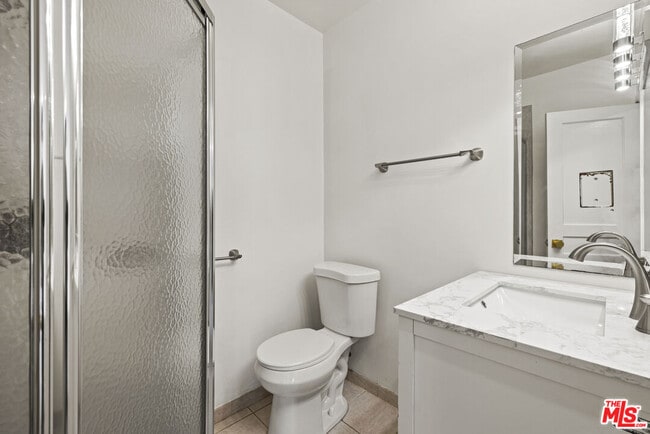 Building Photo - 1511 Edris Dr