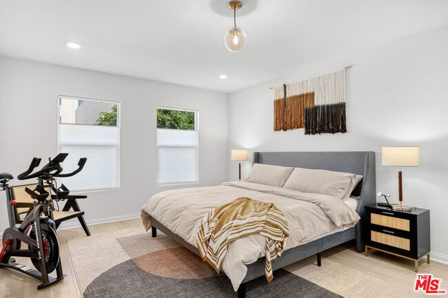 Building Photo - 768 Daniel Freeman Cir