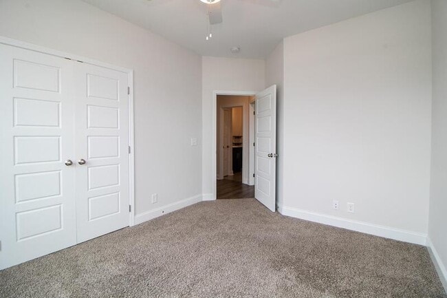 Building Photo - 234 Wexford Wy