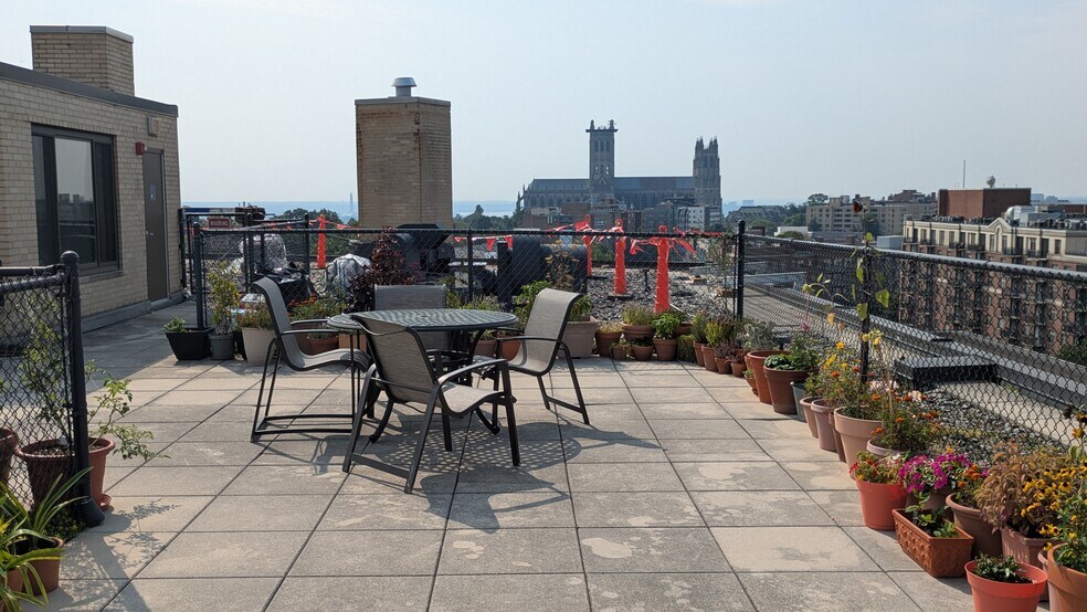 Building Photo - 3601 Wisconsin Ave NW