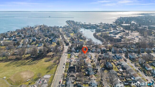 Building Photo - 110 Burwood Ave