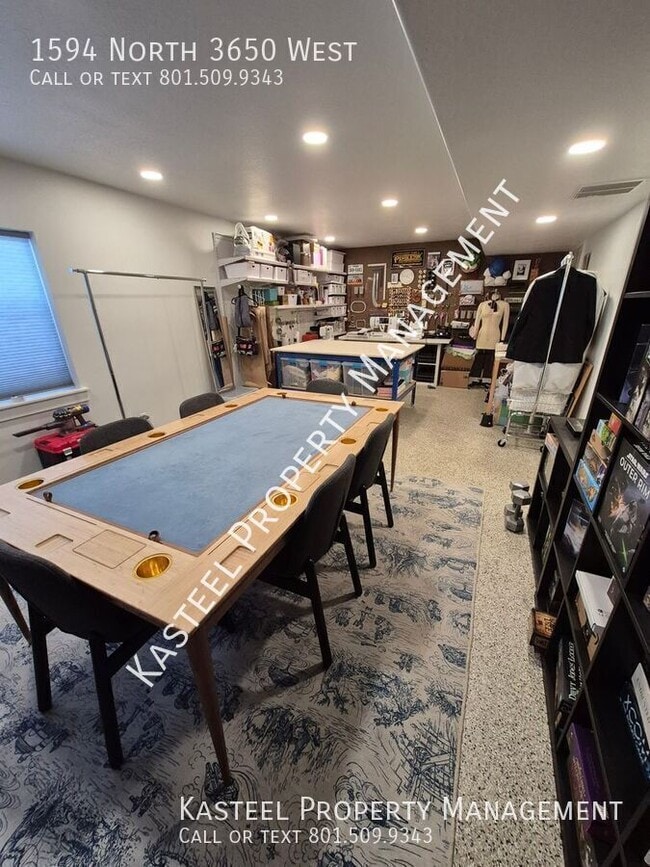 Building Photo - 1594 N 3650 W