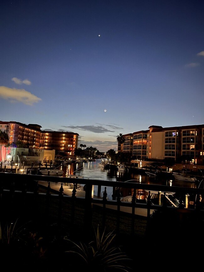 Building Photo - 2871 N Ocean Blvd