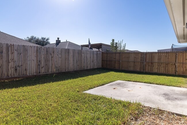 Building Photo - 12907 Regalshire Ct