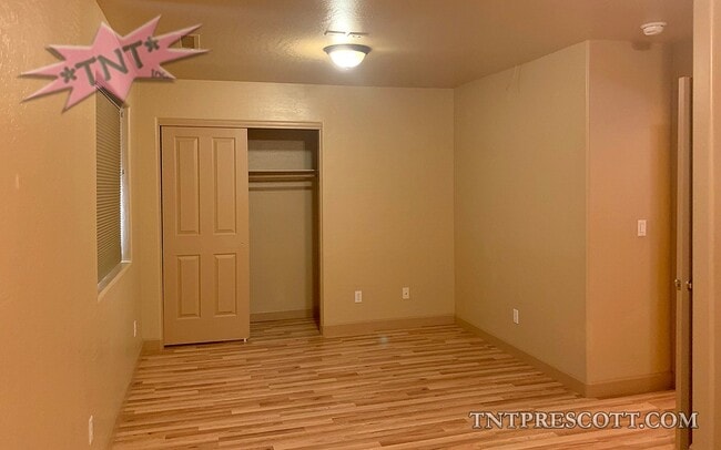 Building Photo - Home in Prescott Valley