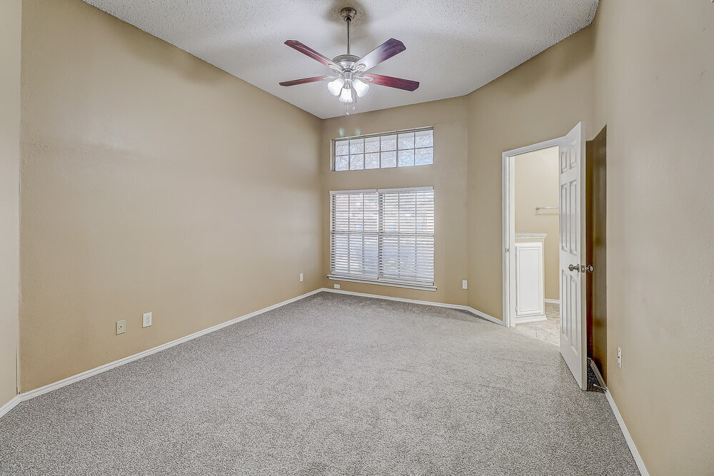 Building Photo - 722 Austin Dr