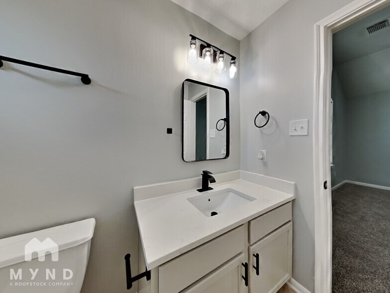 Building Photo - 13613 Bighorn Trail