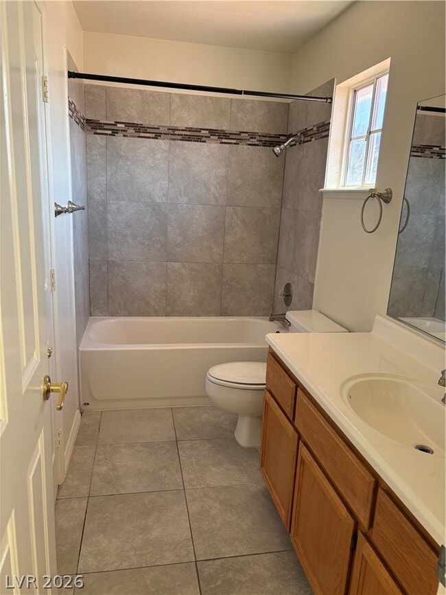 Building Photo - 5608 Red Bluff Dr