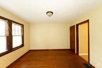 Building Photo - 1 bed 1 bath. Located in desirable Christi...