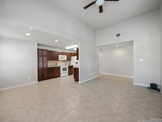 Building Photo - 130 Villa Grande