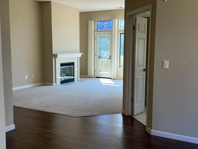 Building Photo - 7711 Galloway Dr