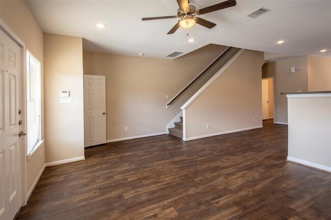 Building Photo - 8130 Cabot St