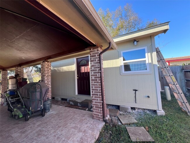 Building Photo - 10519 Silver Oak Ln