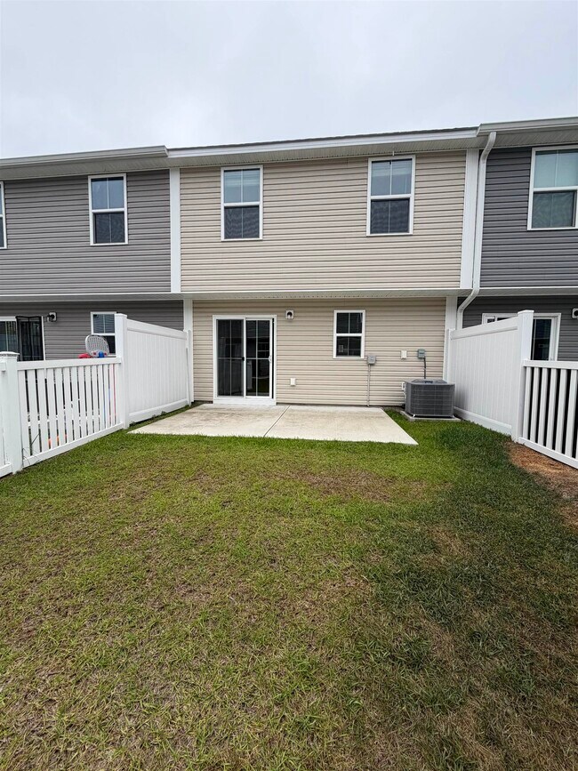 Building Photo - 157 Villa Grande St