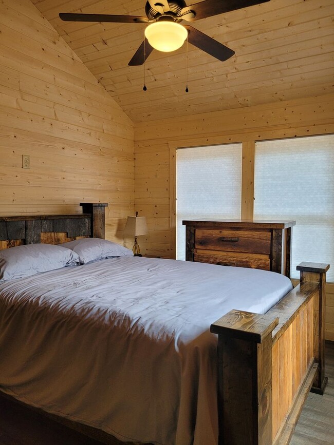 Building Photo - Beautiful Brand New 2bd Cabin in Trade, Te...