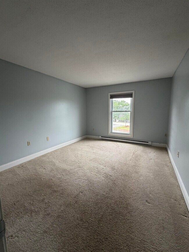 Building Photo - 108 Eastern Ave