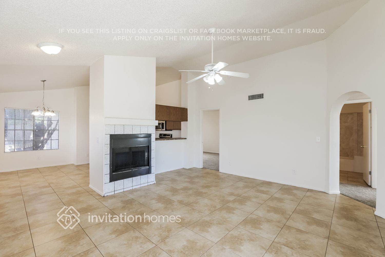 Building Photo - 8917 W Indianola Ave