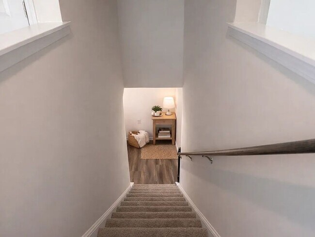 Building Photo - 1302 Falls of Hickory