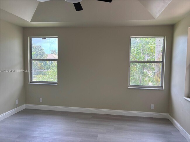 Building Photo - 5450 NW 94th Terrace