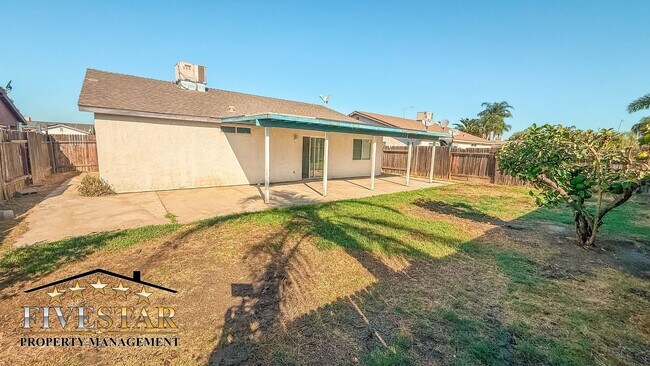 Building Photo - 7408 Cross Glade St
