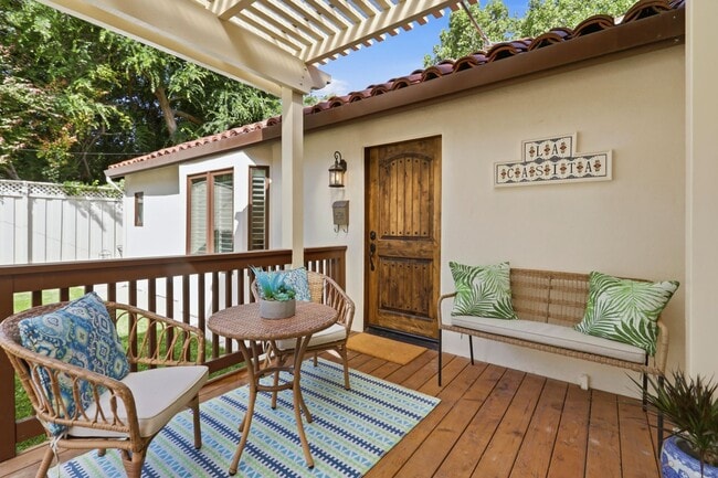 Building Photo - Epic custom remodel on this 1930s Spanish-style home near Downtown Willow Glen!