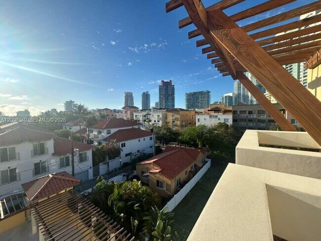 Building Photo - 227 Michigan Ave