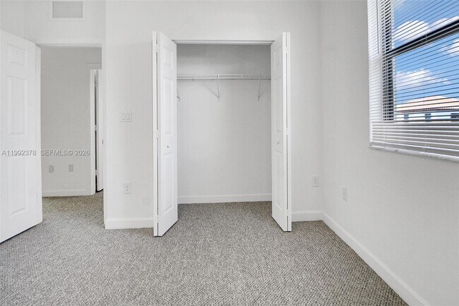 Building Photo - 15267 SW 173rd Ln