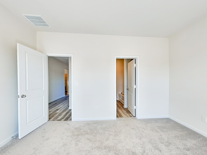 Building Photo - 1021 Claas Wy