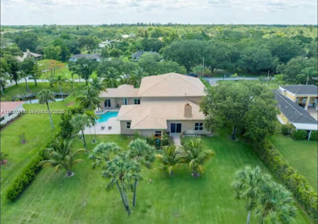 Building Photo - 5960 NW 79th Way