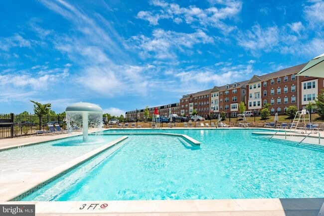 Building Photo - 5050 MacDonough Pl
