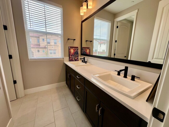 Building Photo - Lovely Single Family Home in Sea Haven -  Coming Soon!