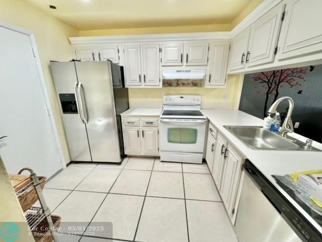 Building Photo - 2614 Nassau Bend